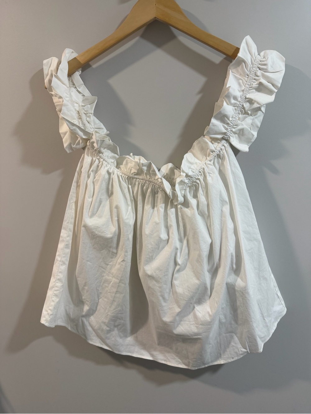 ASOS White  Ruffle Off the Shoulder Top Size 8